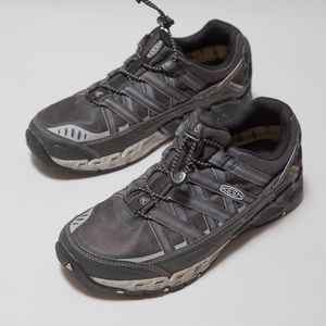 Keen Versatrail Men’s Waterproof Hiking Shoe